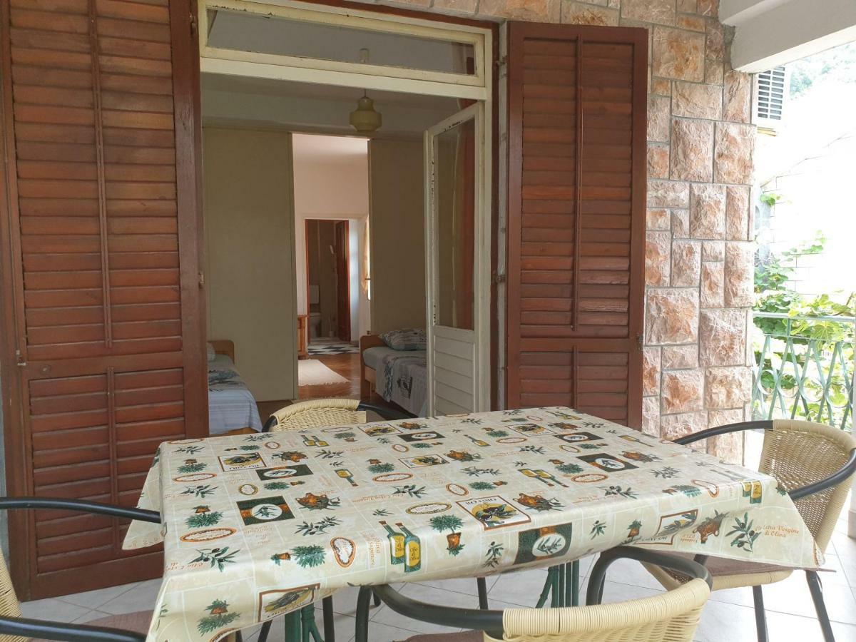 סבטי סטפן Zoro Apartments מראה חיצוני תמונה
