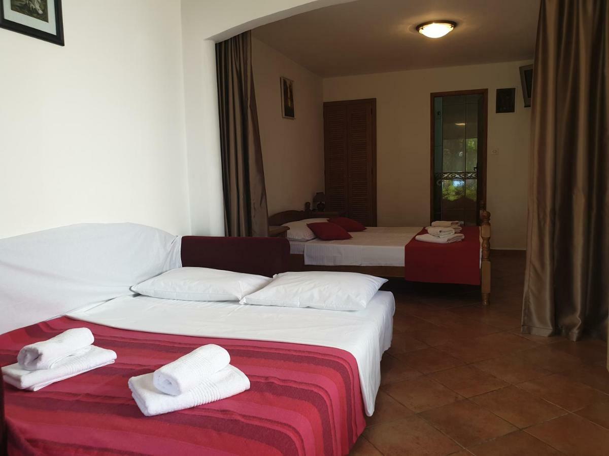 סבטי סטפן Zoro Apartments מראה חיצוני תמונה