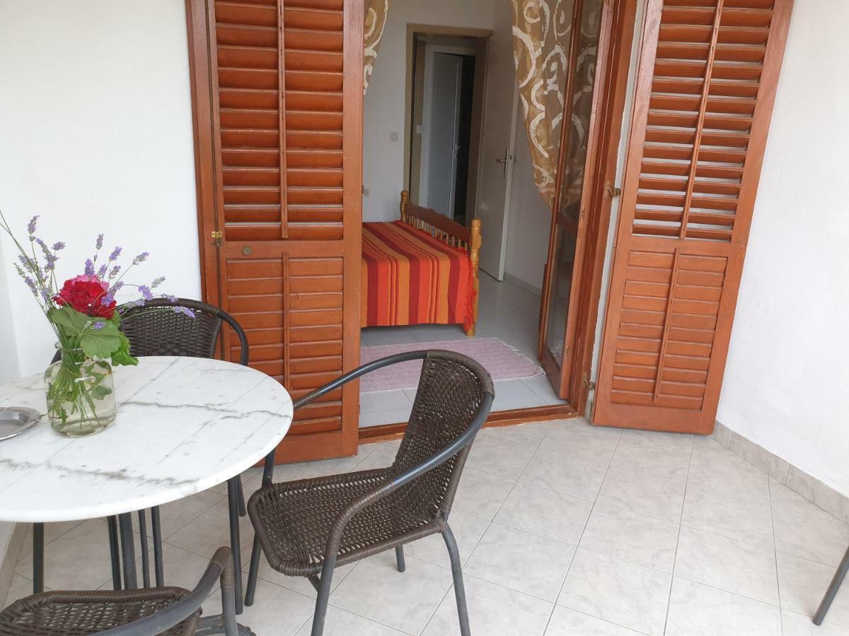 סבטי סטפן Zoro Apartments מראה חיצוני תמונה