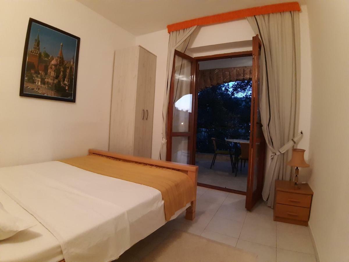 סבטי סטפן Zoro Apartments מראה חיצוני תמונה